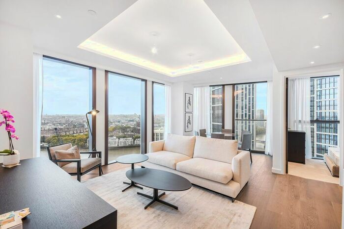 3 Bedroom Flat To Rent In Carnation Way, London, SW8