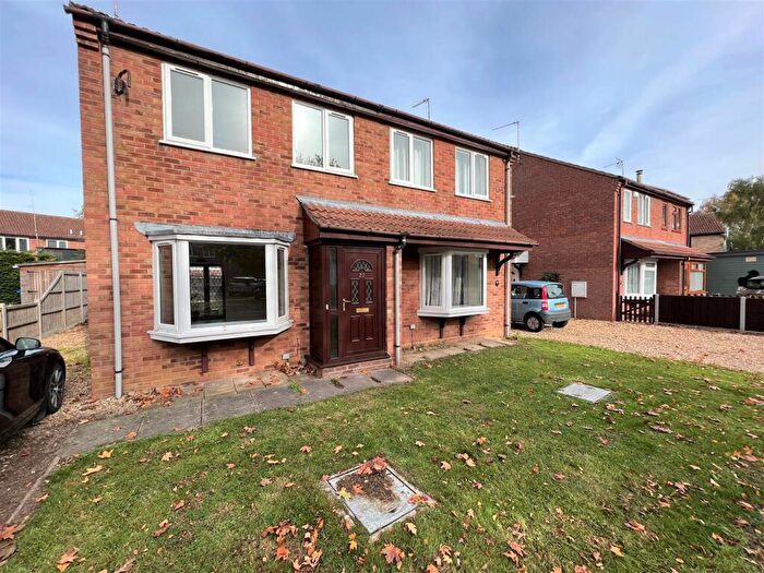 2 Bedroom Semi-Detached House To Rent In Fieldfare Croft, Boston, PE21