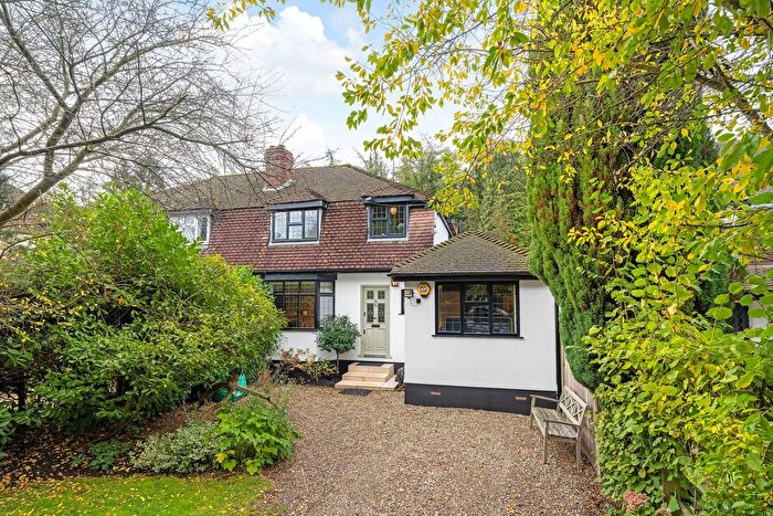 4 Bedroom Semi-detached House For Sale In London Road, Halstead, TN14
