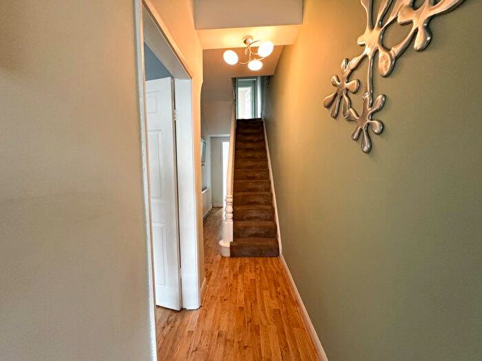 3 Bedroom Terraced House For Sale In Blundell Avenue, Cleethorpes, DN35