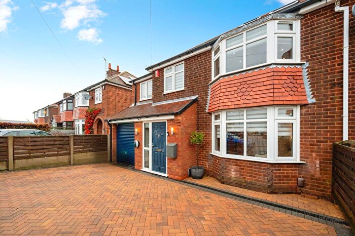 3 Bedroom Semi Detached House For Sale In Cherry Avenue, Kirkby-In-Ashfield, Nottingham, Nottinghamshire, NG17