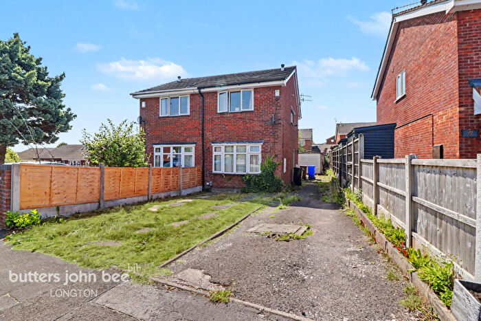 2 Bedroom Semi-Detached House For Sale In Rachel Grove, Stoke-On-Trent, ST4