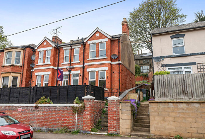 3 Bedroom Semi Detached House For Sale In Slad Road, Stroud, Gloucestershire, GL5