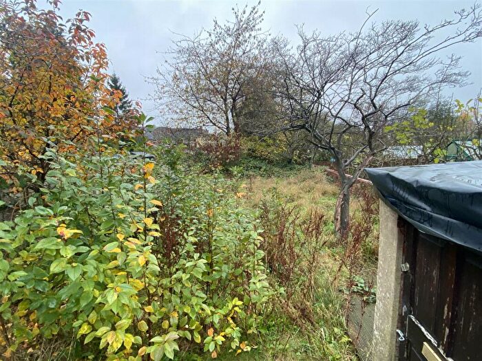 3 Bedroom End Of Terrace House For Sale In Green Lane, Halesowen, West Midlands, B62