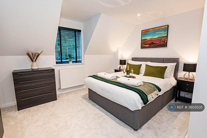 4 Bedroom Semi Detached House To Rent In Highgrove Mews, Bournemouth, BH4