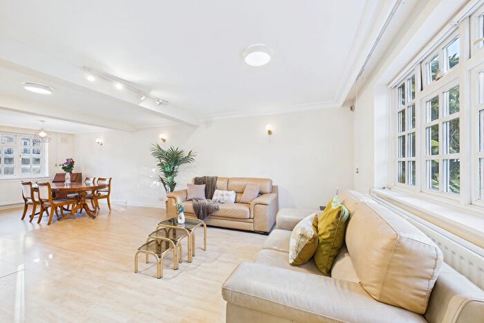 4 Bedroom Semi Detached House To Rent In Randolph Avenue, Maida Vale, London, W9