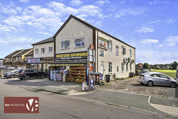 2 Bedroom Flat To Rent In Sheffield House, Rye Road, Hoddesdon, EN11