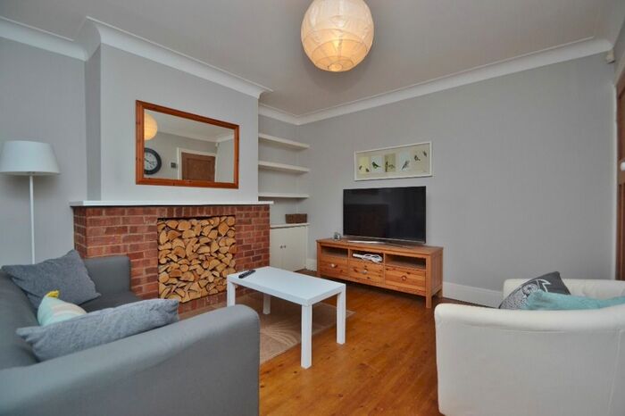 3 Bedroom Terraced House To Rent In Norman View, Kirkstall, Leeds, LS5