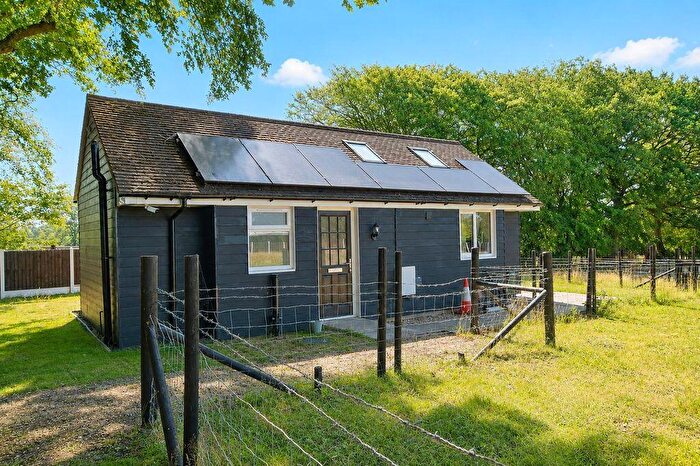 1 Bedroom Bungalow To Rent In Jubilee Corner, Maidstone, ME17