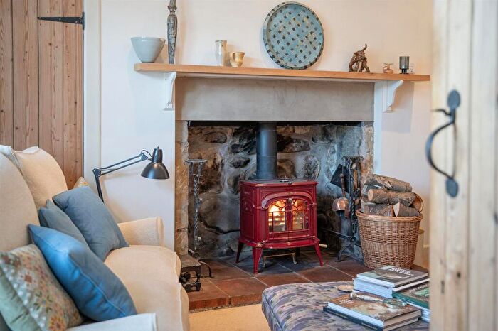 4 Bedroom Detached House For Sale In Blyth Cottage, Muckhart, FK14