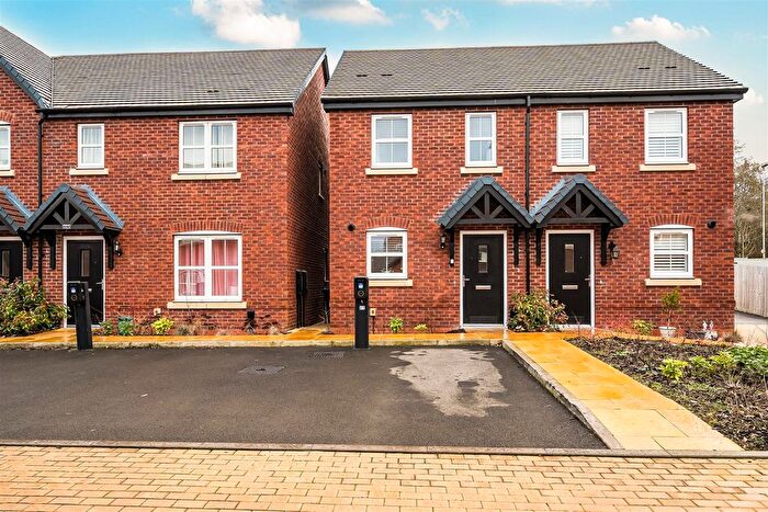 2 Bedroom Semi Detached House For Sale In Windhover Road, Stratford-Upon-Avon, CV37