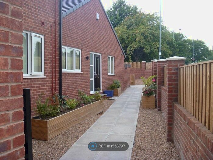 2 Bedroom Flat To Rent In Atlas Court, Brinsworth, Rotherham, S60
