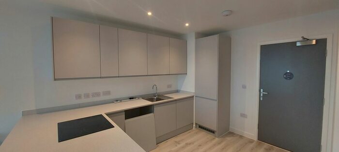 1 Bedroom Flat To Rent In Wharf End, Trafford Park, Manchester, M17