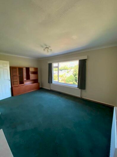 2 Bedroom Bungalow To Rent In Trelawney Road, Callington, PL17