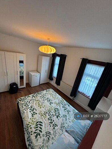 5 Bedroom Terraced House To Rent In Denton Road, Enfield, N18