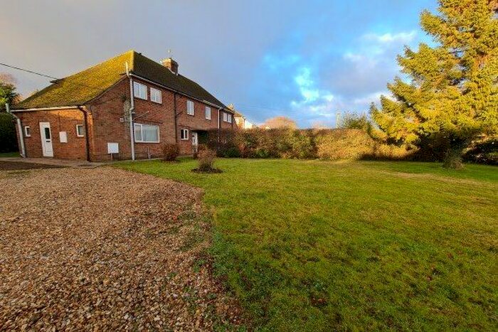 3 Bedroom Semi-Detached House To Rent In Greetwell Lane, Lincoln, LN2