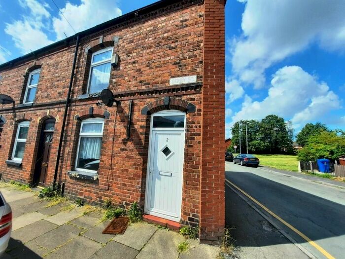 2 Bedroom End Of Terrace House To Rent In Derby Street, Ince-In-Makerfield, Wigan, WN3