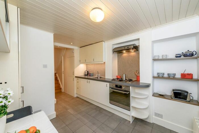 1 Bedroom Flat To Rent In Tintern Street, London, SW4