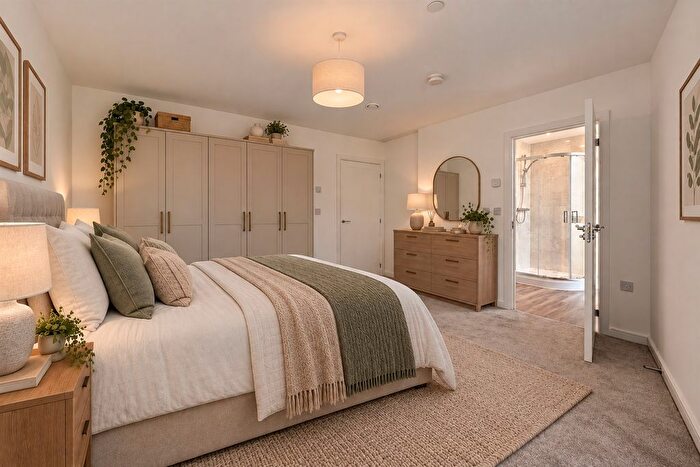 2 Bedroom Flat For Sale In Moorbridge Road, Maidenhead, SL6