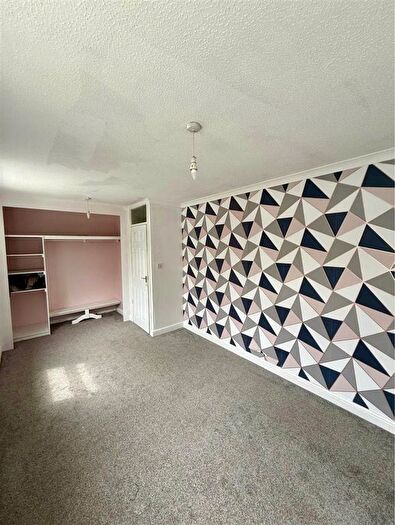 2 Bedroom End Of Terrace House To Rent In Shapinsay Drive, Rubery, Rednal, B45