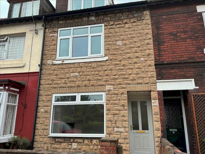 3 Bedroom Terraced House To Rent In Queen Street, Scunthorpe, DN16