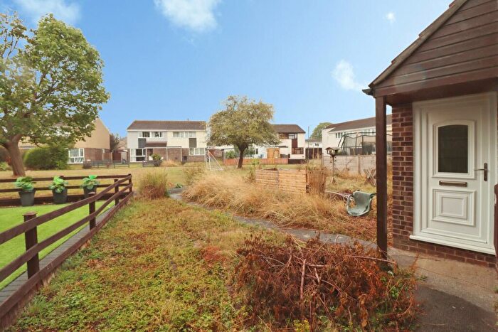 3 Bedroom Semi-Detached House For Sale In Witcombe, Yate, Bristol, Gloucestershire, BS37