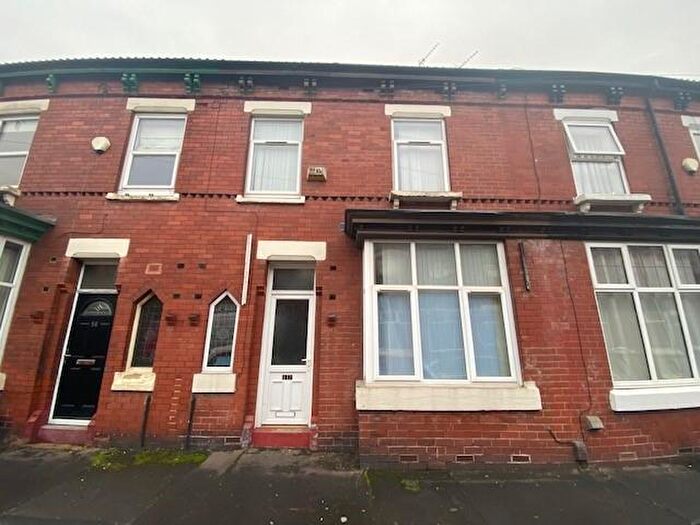 3 Bedroom Private Halls To Rent In Cedar Grove, Fallowfield, Manchester, M14