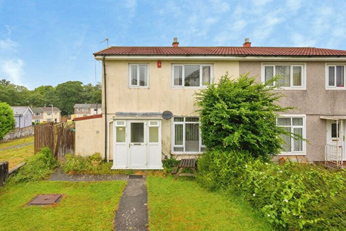 3 Bedroom Semi-Detached House For Sale In Jedburgh Crescent, Plymouth, PL2