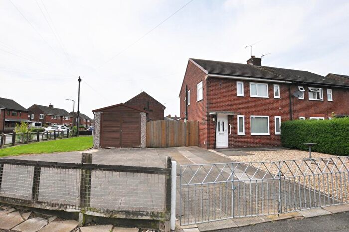 3 Bedroom Semi Detached House For Sale In Windsor Avenue, Adlington, Lancashire, PR7