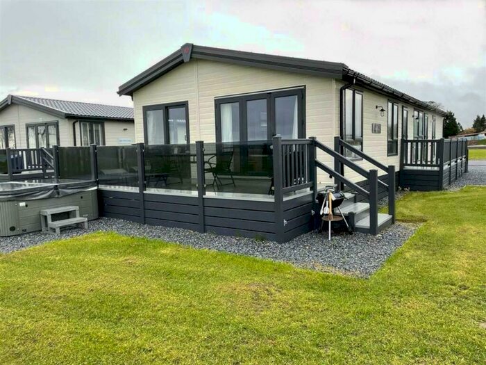 3 Bedroom Lodge For Sale In Saltire Lodge, Stewarts Resort, St Andrews, KY16