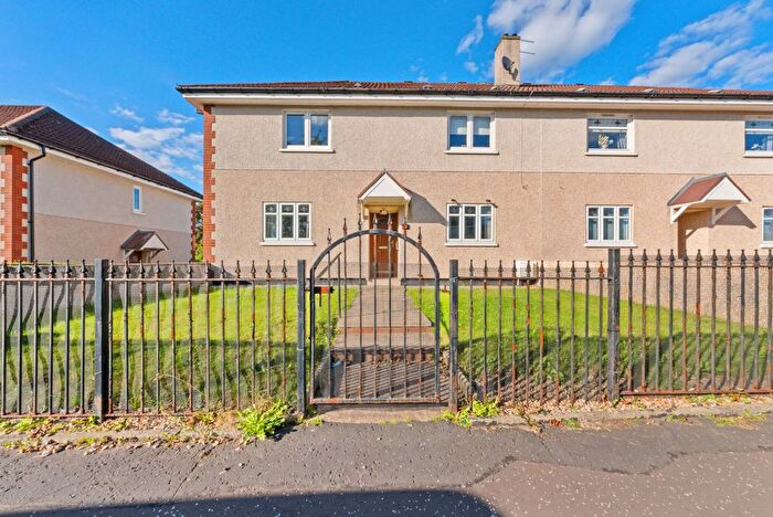 2 Bedroom Flat For Sale In Threestonehill Avenue, G32