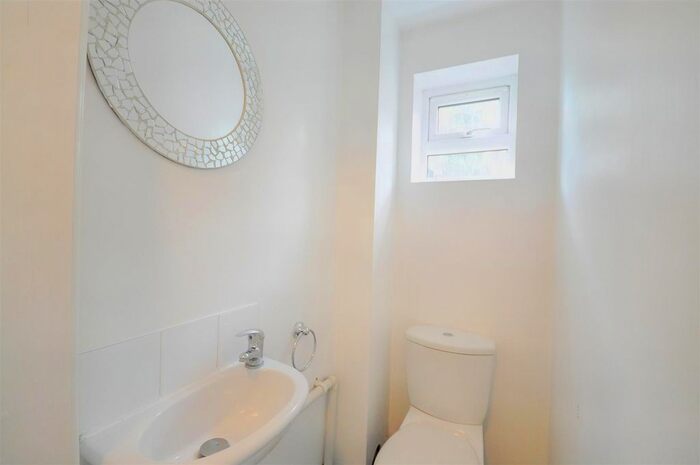 2 Bedroom End Of Terrace House To Rent In Princes Street, Stone, ST15
