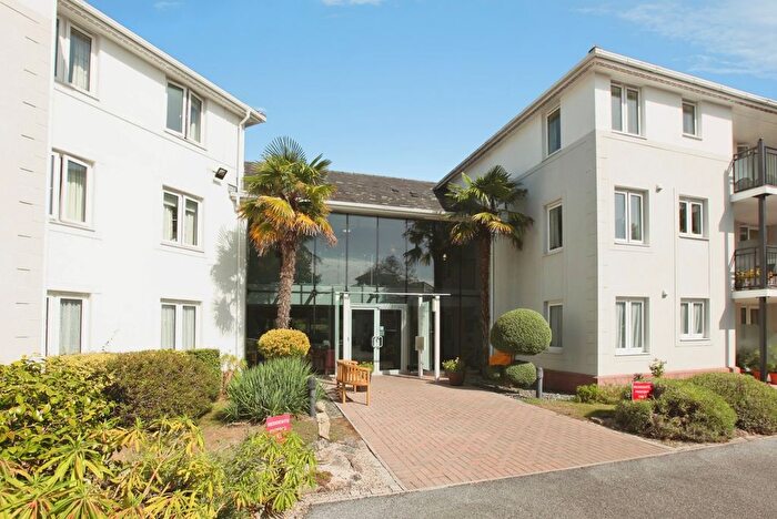 1 Bedroom Flat For Sale In Stanley Court, St Marychurch, TQ1