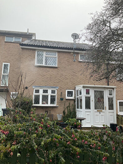 3 Bedroom House To Rent In Waingrove, Northampton, West Northamptonshire, NN3