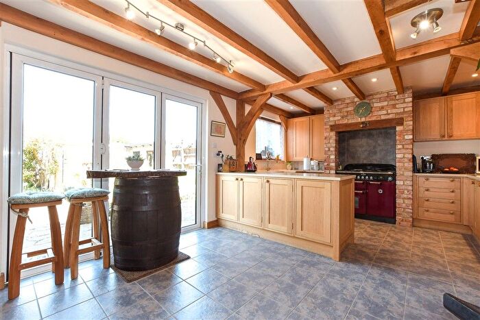 2 Bedroom Cottage For Sale In Guildford Road, Westcott, Surrey, RH4