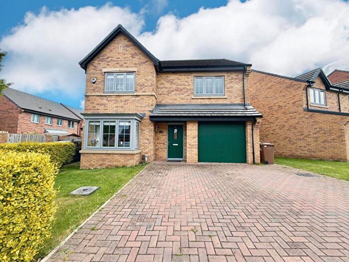 4 Bedroom Detached House For Sale In Farmstead Street, Middlesbrough, TS5