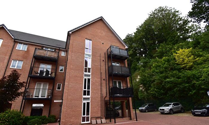 2 Bedroom Apartment To Rent In Arnold Close, Hertford, Hertfordshire, SG13
