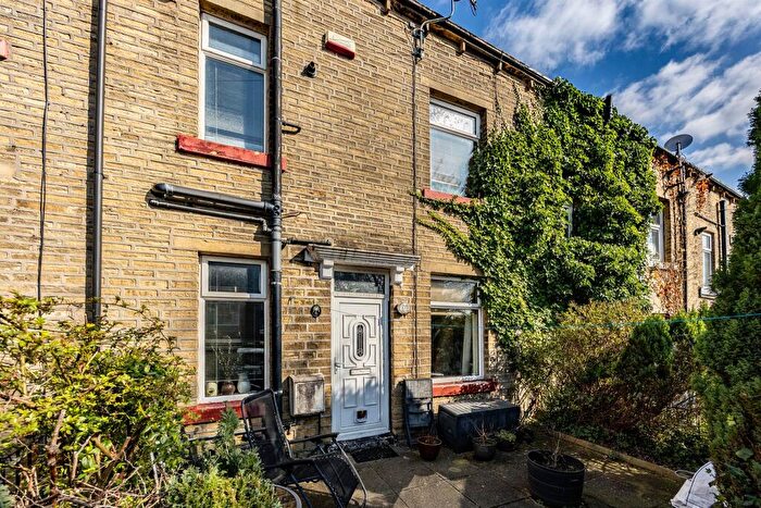 2 Bedroom Terraced House For Sale In West Parade, Sowerby Bridge, HX6