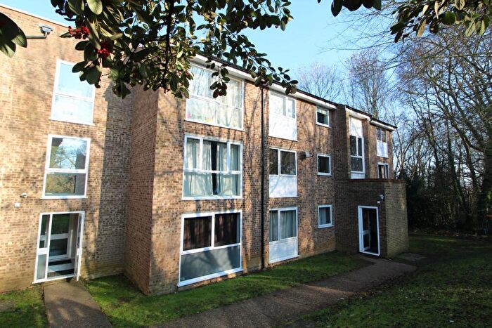 2 Bedroom Apartment To Rent In Ashby Court, Hemel Hempstead, Hertfordshire, HP2