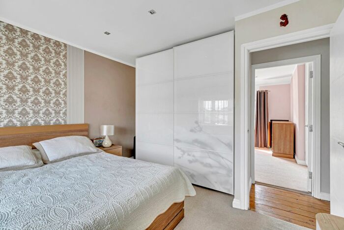 3 Bedroom Terraced House For Sale In Horton Road, Colnbrook, Slough, SL3