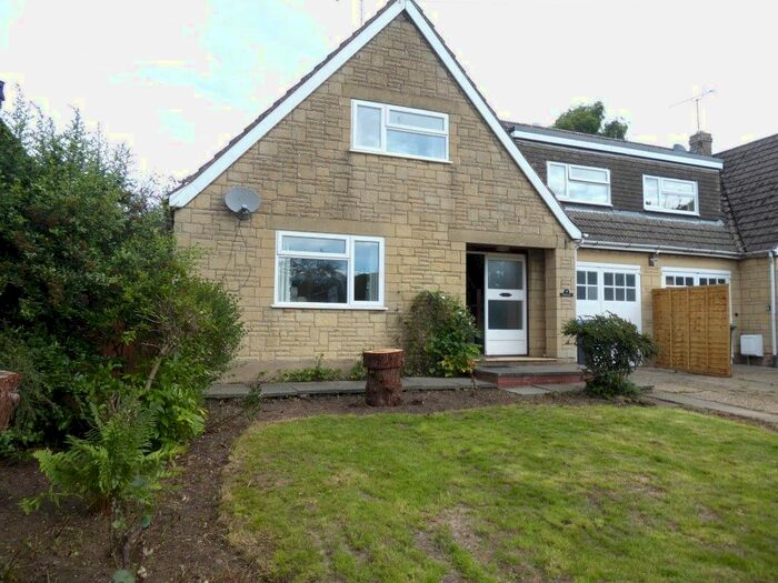 3 Bedroom Semi-Detached House To Rent In Hellidon Road, Priors Marston, CV47