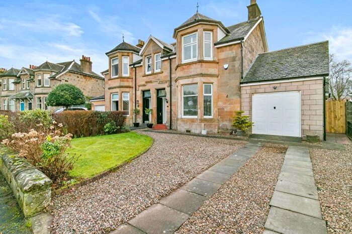 4 Bedroom Semi Detached House For Sale In Barloan Crescent, Dumbarton, G82