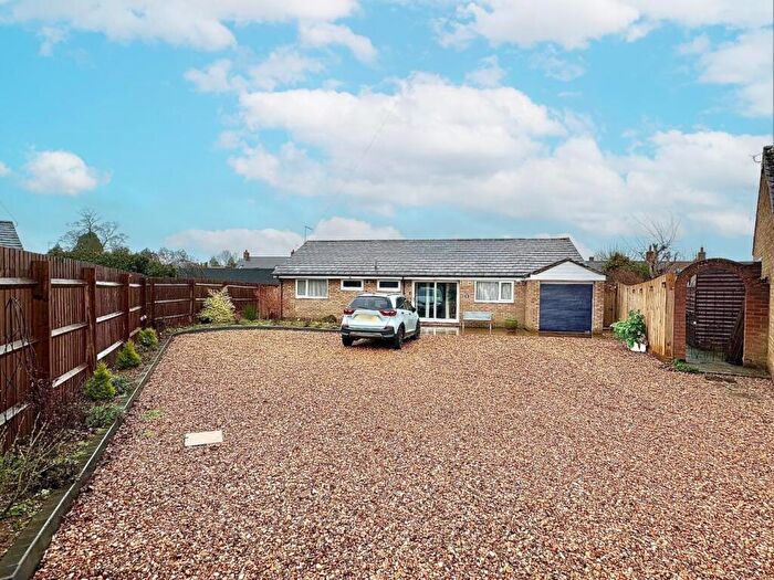 3 Bedroom Detached Bungalow For Sale In Ash Lane, Collingtree, Northampton, NN4