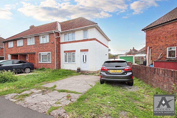 2 Bedroom End Of Terrace House For Sale In Byron Road, BS23