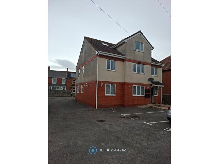 2 Bedroom Flat To Rent In Berrow Road, Burnham On Sea, TA8