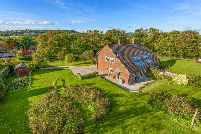 3 Bedroom Semi-Detached House For Sale In Highbank Cottages, River, Petworth, GU28