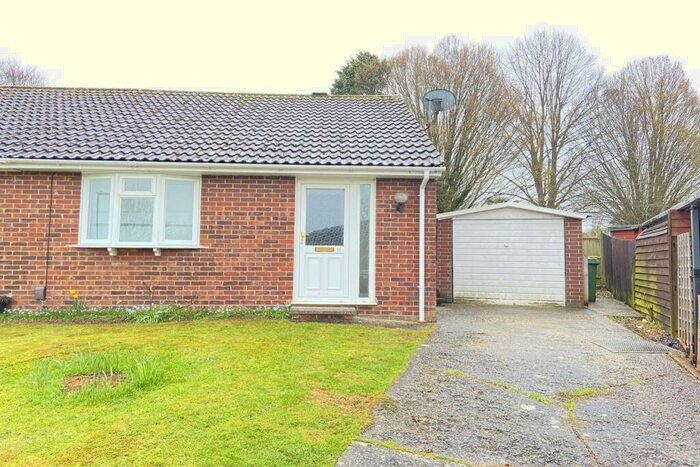2 Bedroom Bungalow To Rent In Black Dam, Basingstoke, RG21