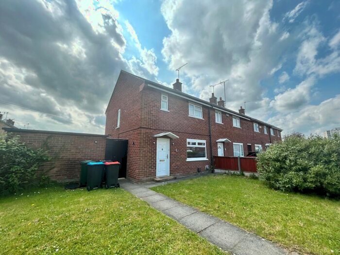 2 Bedroom End Of Terrace House To Rent In Dyserth Road, Blacon, Chester, CH1