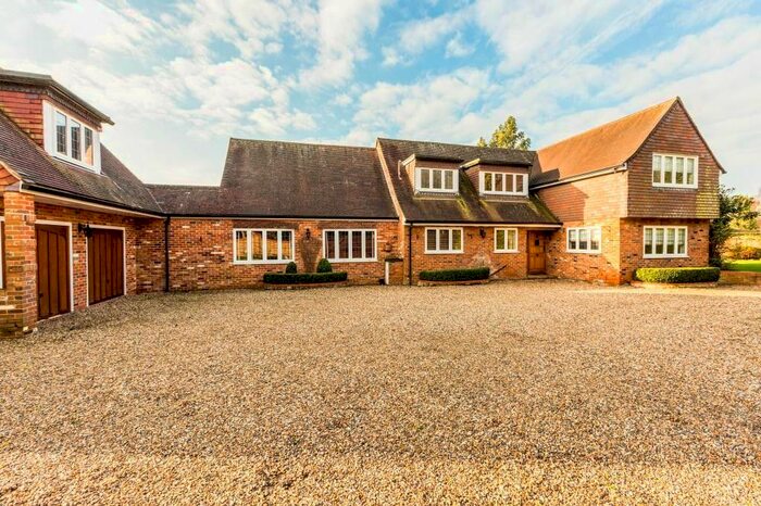 6 Bedroom Detached House To Rent In Sturt Green, Holyport, Maidenhead, Berkshire, SL6