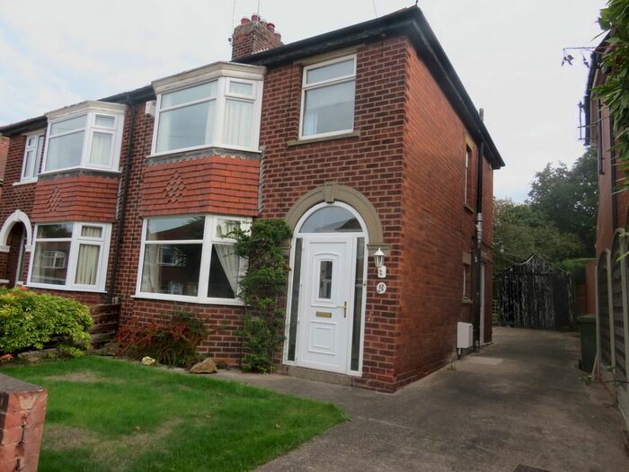 3 Bedroom Property To Rent In Harewood Avenue, Retford, DN22